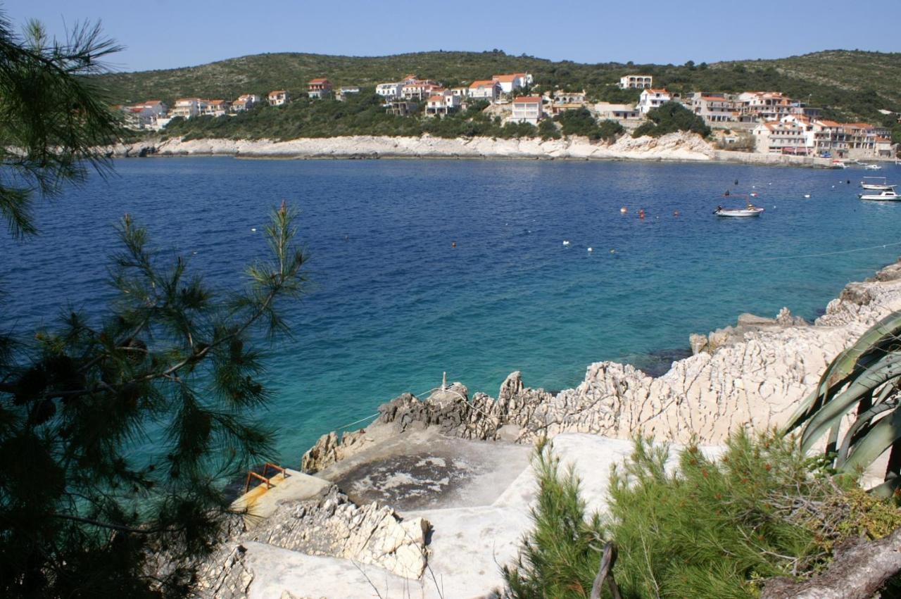 Apartments By The Sea Zavalatica, Korcula - 189 Екстериор снимка