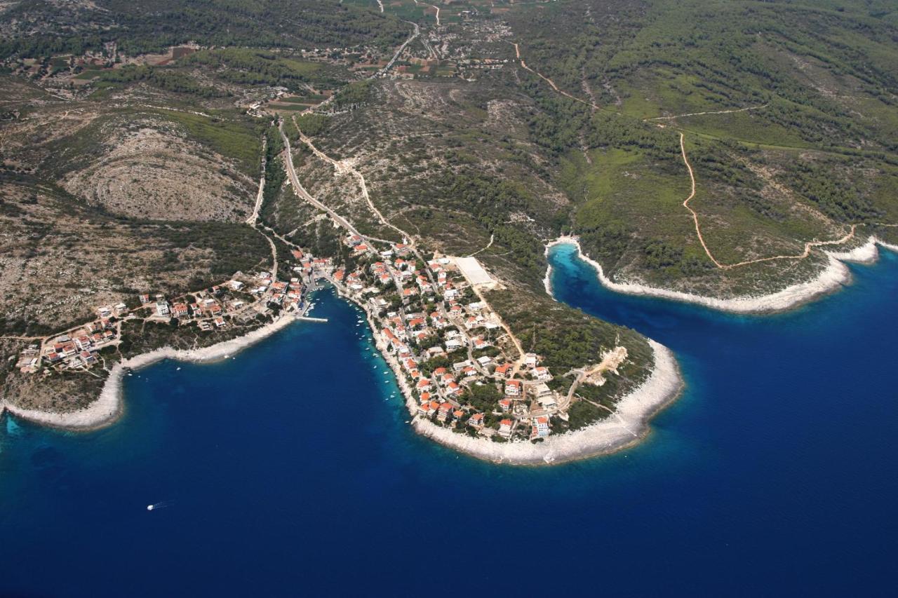 Apartments By The Sea Zavalatica, Korcula - 189 Екстериор снимка