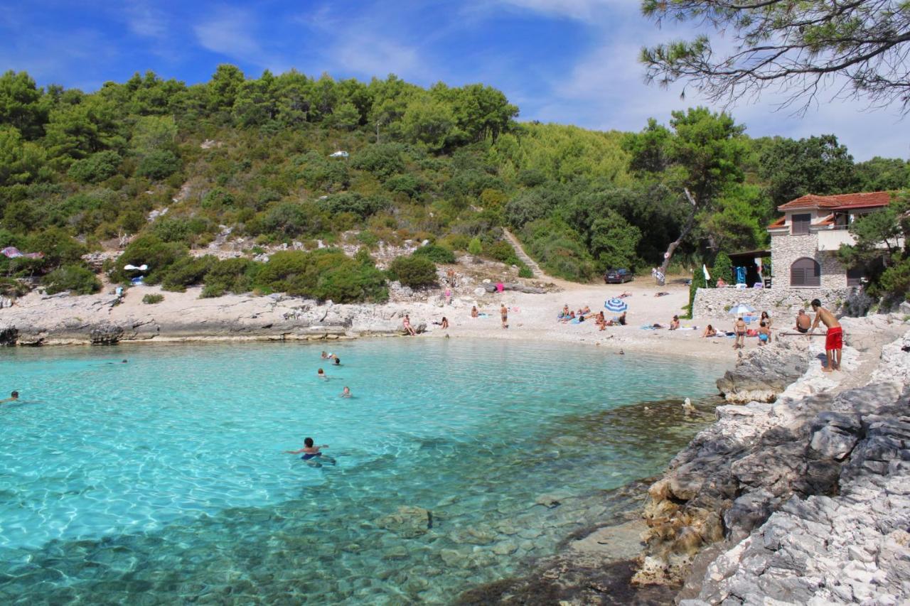 Apartments By The Sea Zavalatica, Korcula - 189 Екстериор снимка