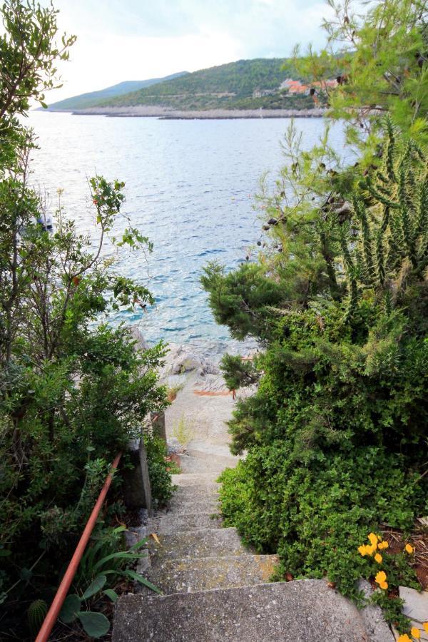 Apartments By The Sea Zavalatica, Korcula - 189 Екстериор снимка